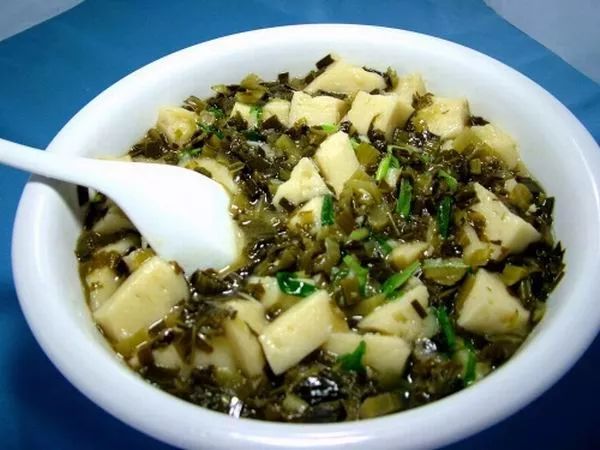 柞水洋芋糍粑不仅是特色美食更是保健食品，被列入陕西省第四批“非物质文化遗产”(图3)