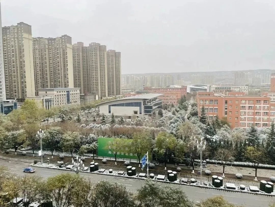 美炸！宝鸡初雪已至，许你一场浪漫人间(图8)