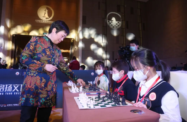 “一带一路”陕西世界女子国际象棋大师巅峰赛落幕(图4)