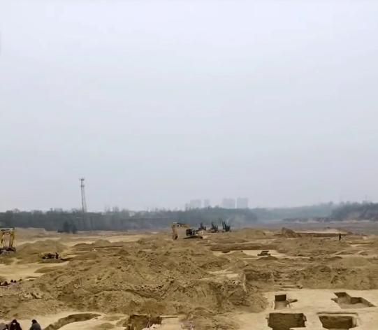 郑州常庄水库道李村附近疑似发现大量汉朝古墓(图2)