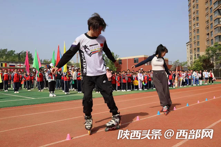 陕西首个省级轮滑特色示范学校落户长安黄河花园小学