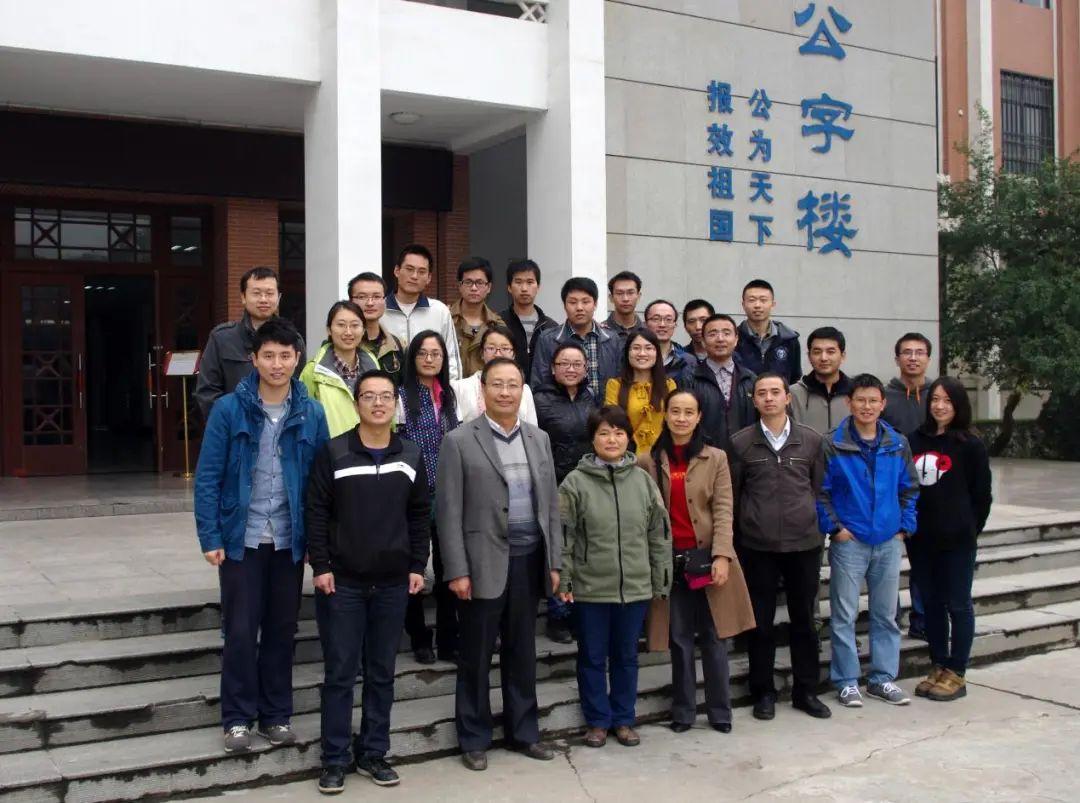 神舟十六号载人飞船成功发射西工大师生贡献“陕西力量”(图1)