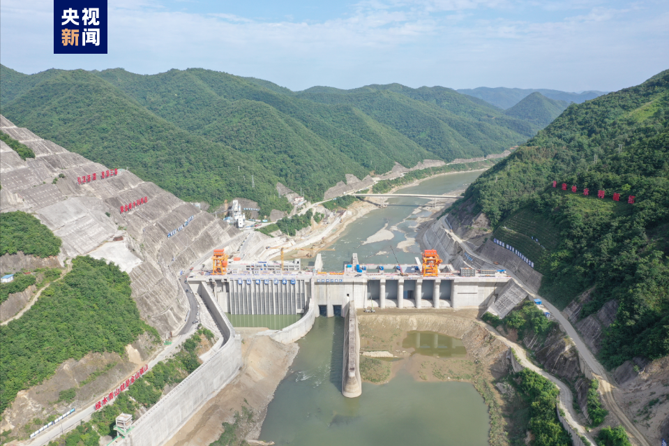 黄金峡水利枢纽下闸蓄水“引汉济渭”工程调水工程完工(图2)